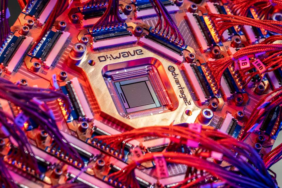 Advantage2 Quantum Processing Unit von D-Wave für den Bau von Quantencomputer, D-Wave